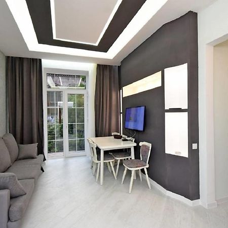 The Best Apartments In The Center Ереван Екстериор снимка