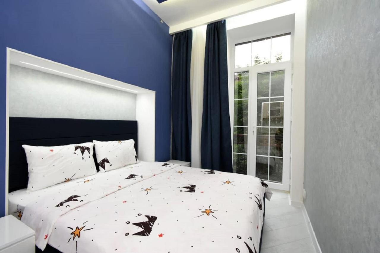 The Best Apartments In The Center Ереван Екстериор снимка
